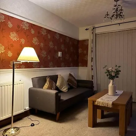 Carlisle The Cathedral And Gateway In Cumbria Apartment