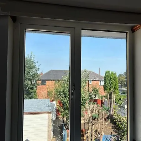 The Cathedral And Gateway In Cumbria * Carlisle (Cumbria)